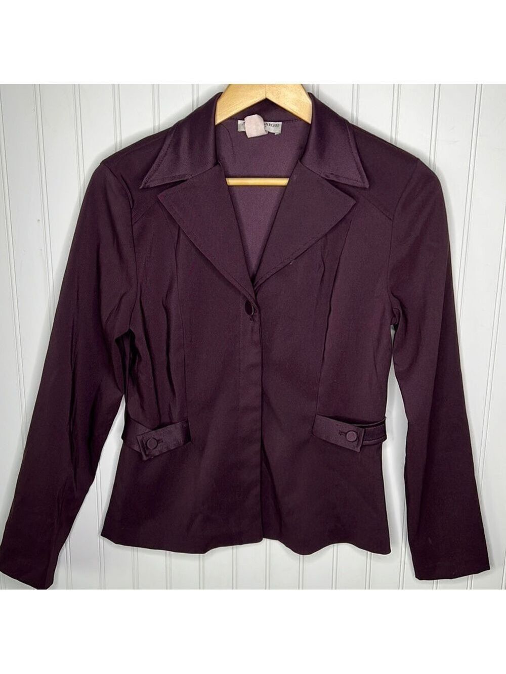 Alyn Paige Plum Color Suit Top Size Small